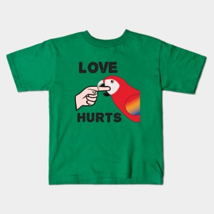 Love Hurts - Scarlet Macaw Parrot Kids T-Shirt